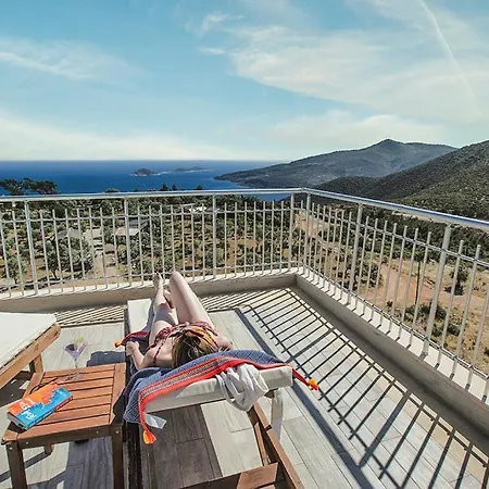 Sleeps 8 Pool Air Con Wifi Kalkan