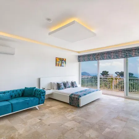 Sleeps 8 Pool Air Con Wifi Villa Kalkan